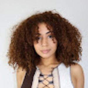 Meet your Posher, Leslie